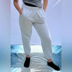 Grey American Eagle sweatpants